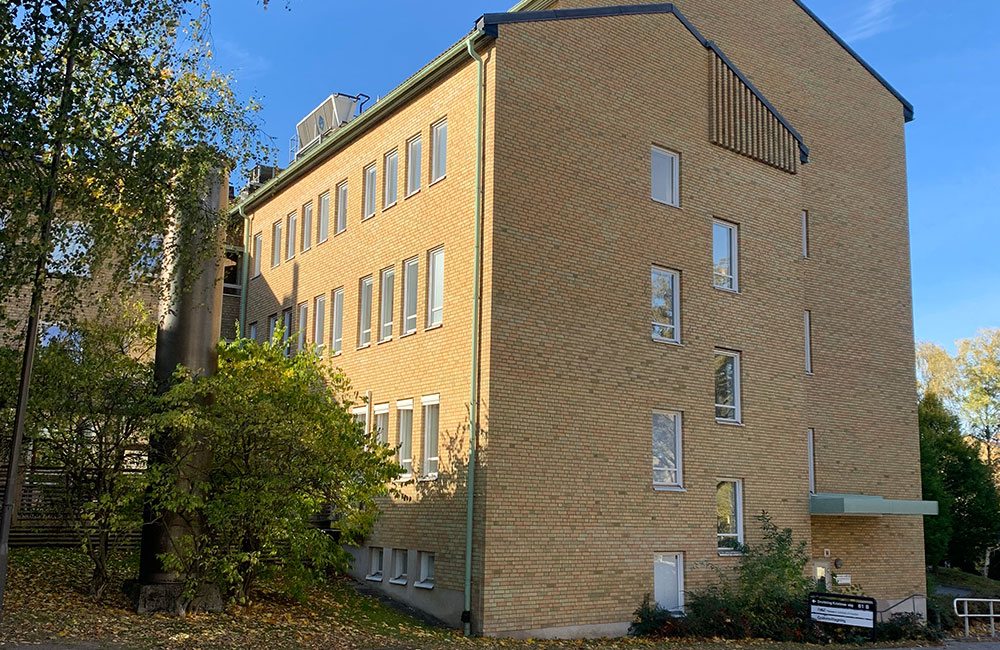 Akademiska Hus köper byggnader i centrala Stockholm.