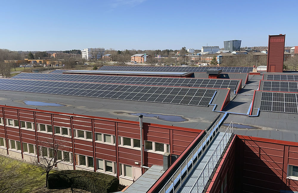 Nya solceller på Campus Valla i Linköping. 
